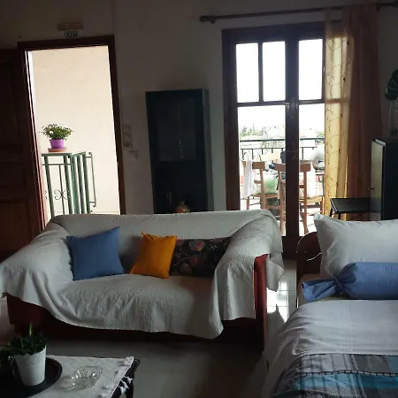 Holiday home Smile House Near Athens Airport 300m From The Sea